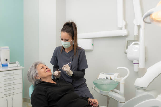 Best Emergency Tooth Extraction in Laurium, MI